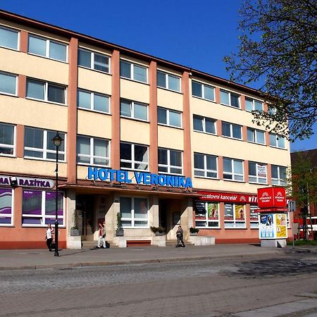 Hotel Veronika اوسترافا المظهر الخارجي الصورة