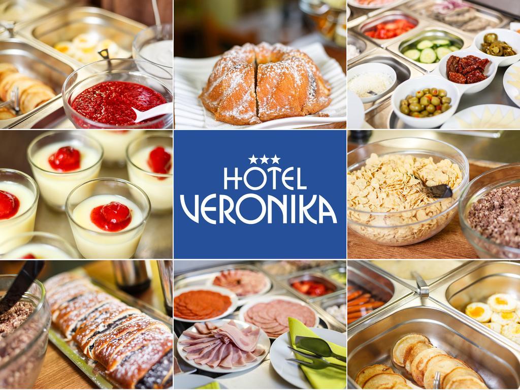 Hotel Veronika اوسترافا المظهر الخارجي الصورة