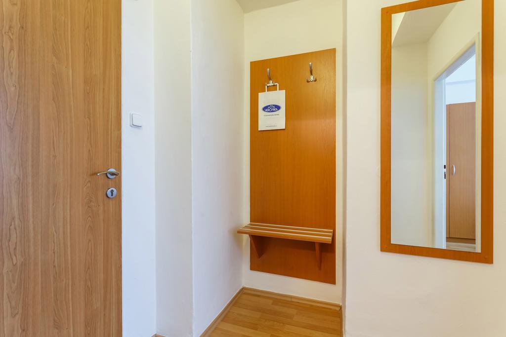 Hotel Veronika اوسترافا المظهر الخارجي الصورة