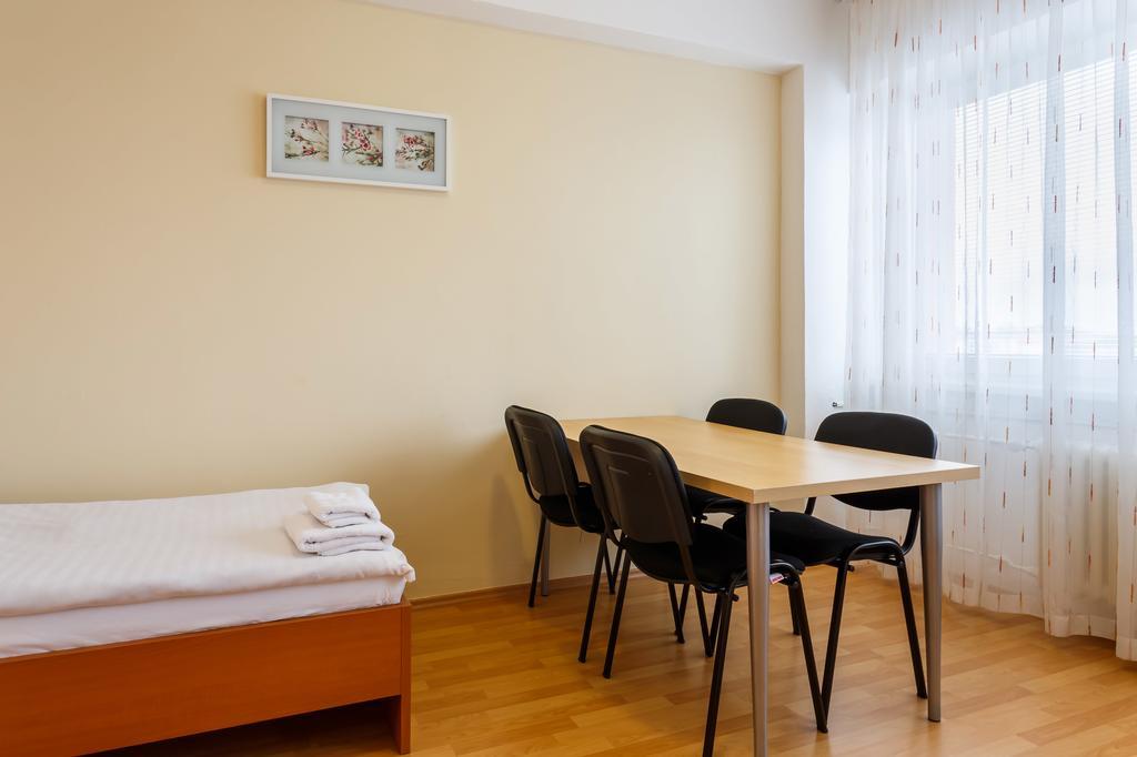 Hotel Veronika اوسترافا المظهر الخارجي الصورة